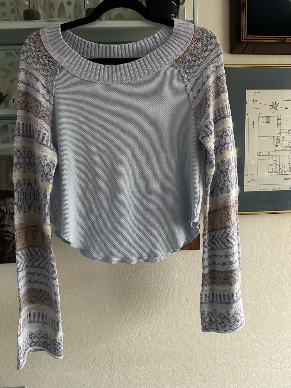 Light Blue Knit Long-Sleeve Scoop Neck Top with Patterned Sleeves